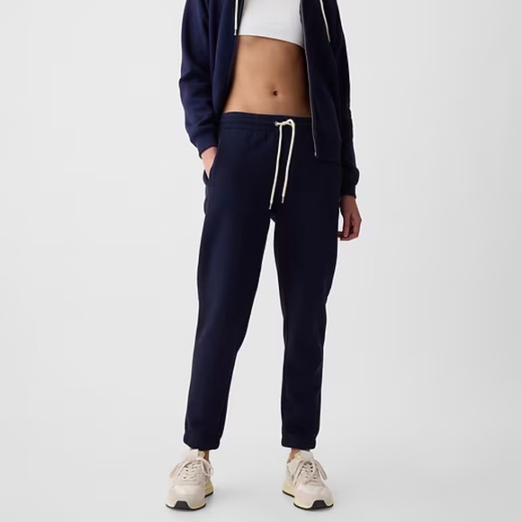 Vintage Soft Classic Joggers - Picture 1 of 2